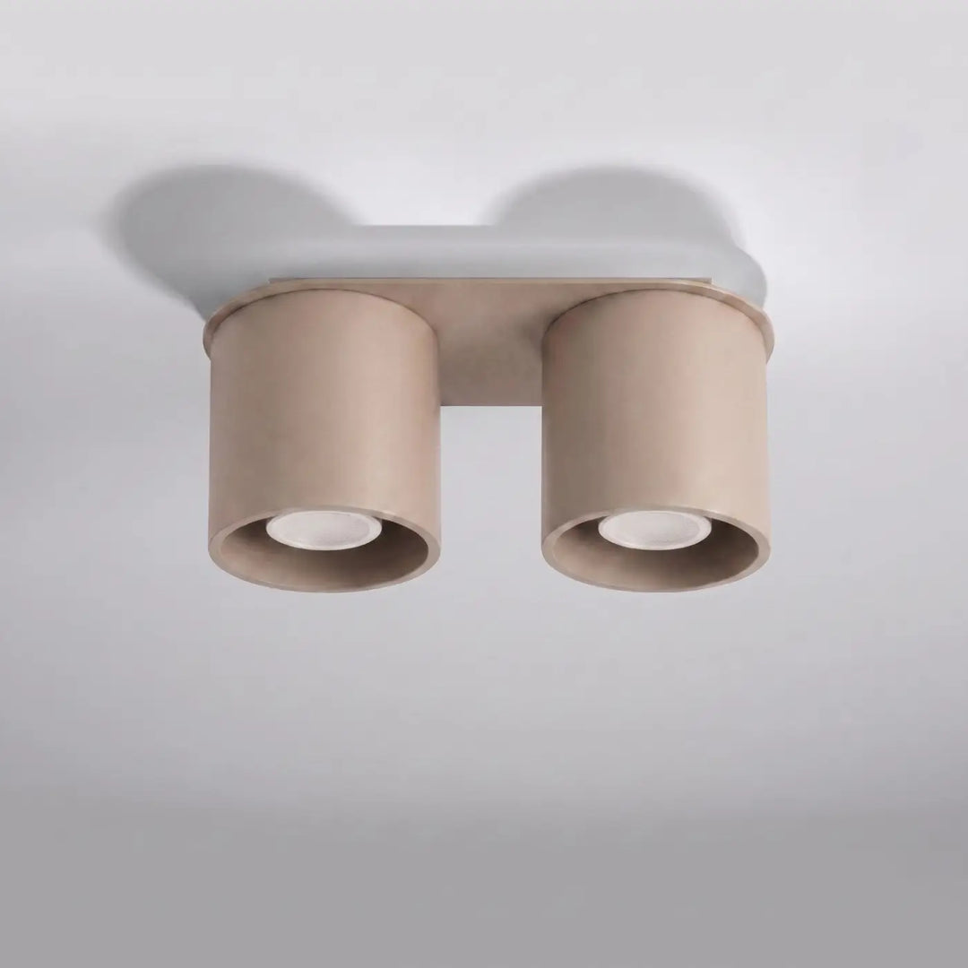 Luminaire Plafonnier taupe éteinte, vue rapprochée