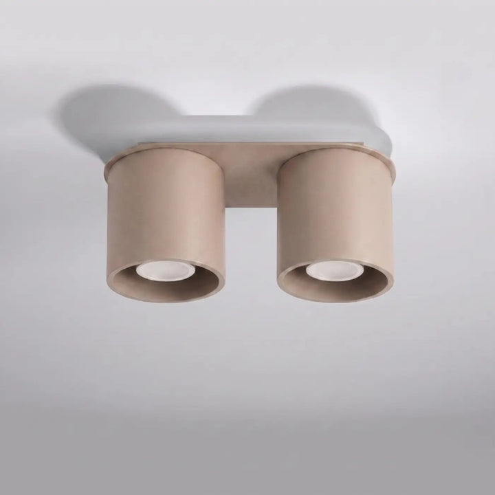 Luminaire Plafonnier taupe éteinte, vue rapprochée