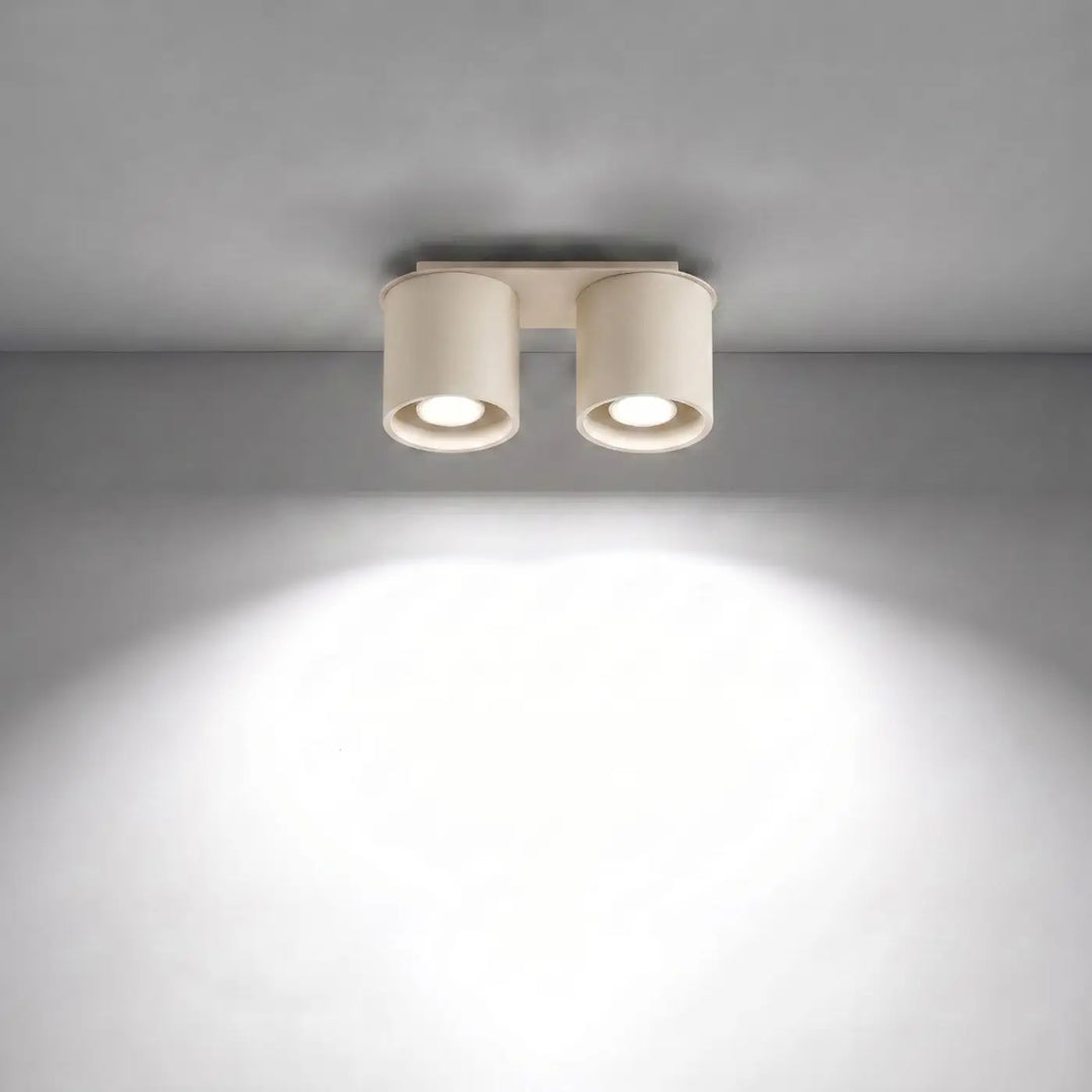 Luminaire Plafonnier beige allumée, vue rapprochée