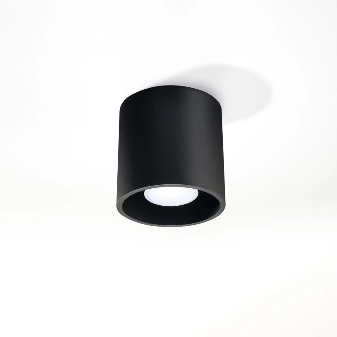 Luminaire Plafonnier noir éteinte, vue rapprochée
