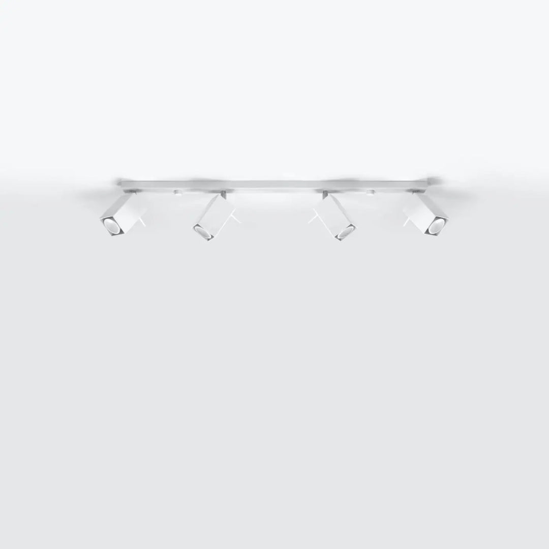 Luminaire plafonnier blanc éteint, vue rapprochée