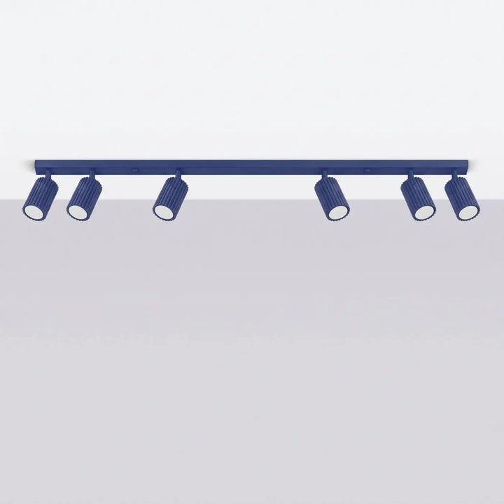 Luminaire Plafonnier outremer éteinte, vue rapprochée