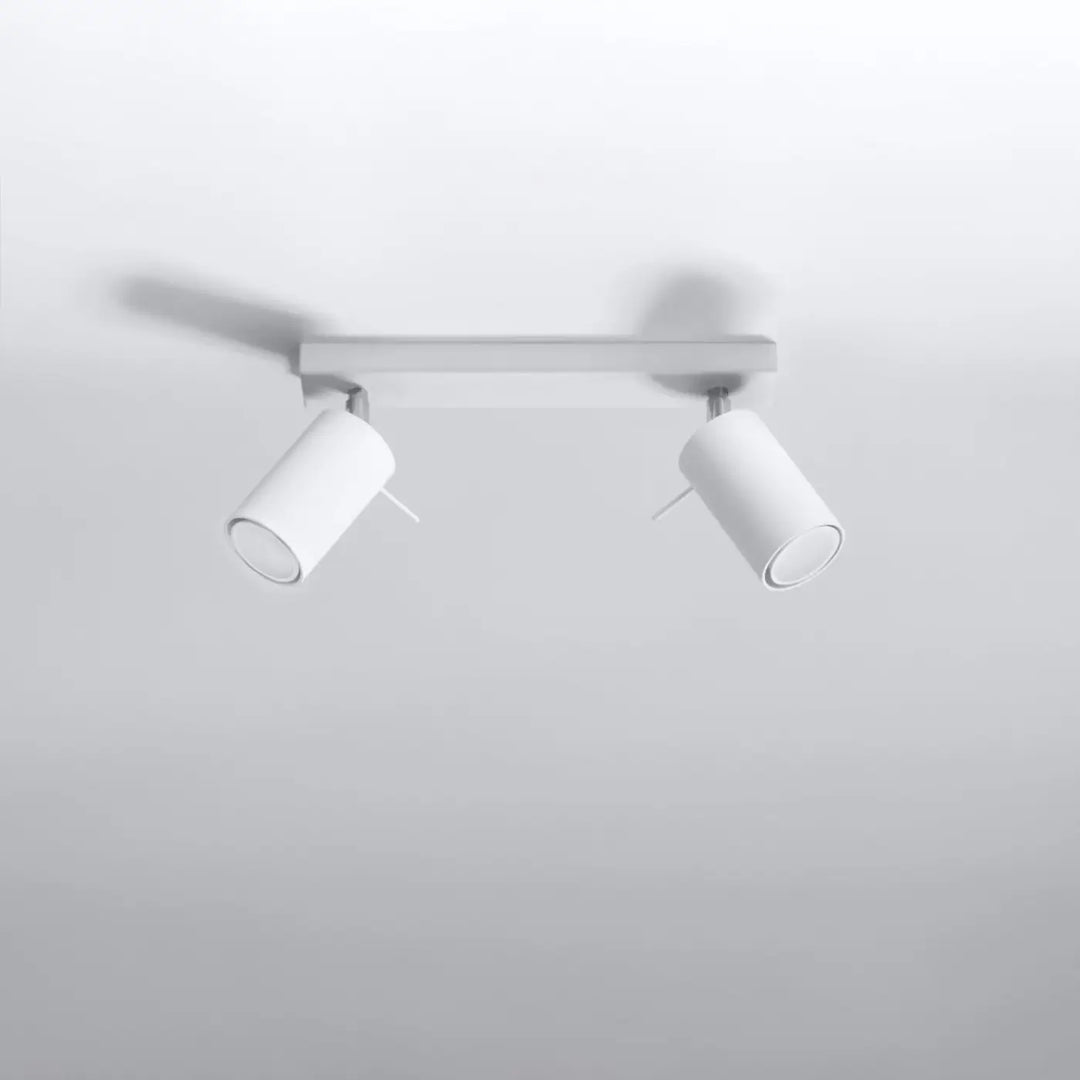 Luminaire Plafonnier blanc éteinte, vue rapprochée