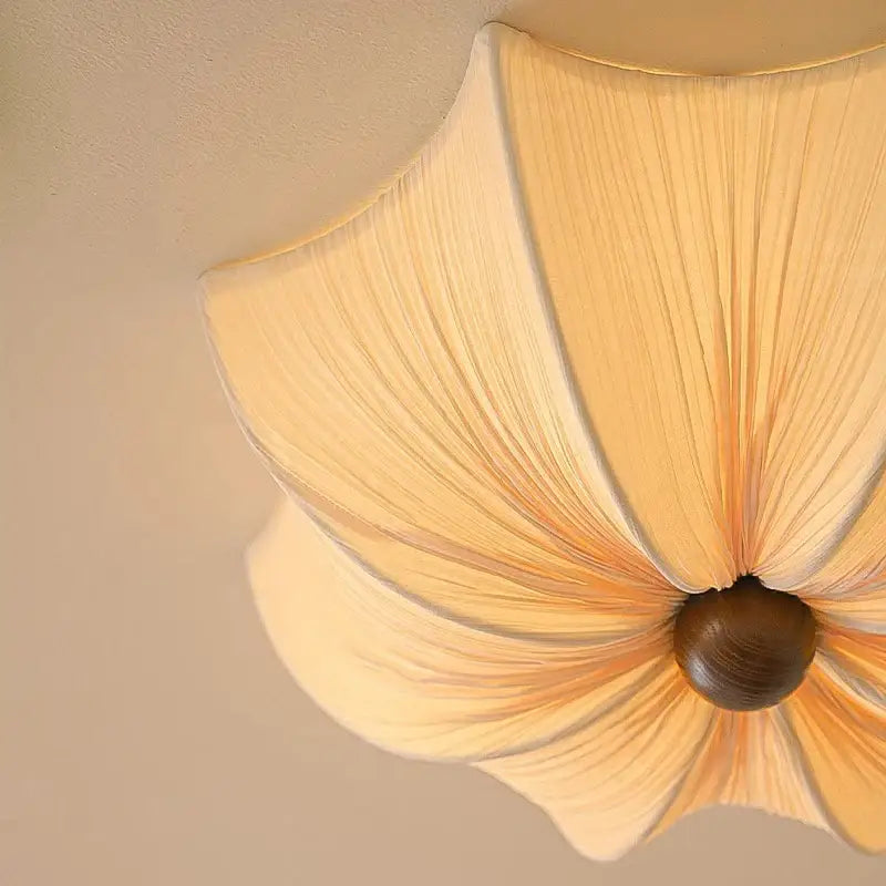 Plafonnier Tissu Plissé Beige Design Élégant Forme Fleur