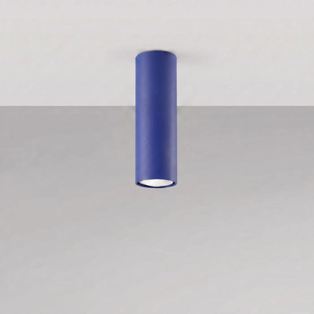 Luminaire Plafonnier outremer éteinte, vue rapprochée