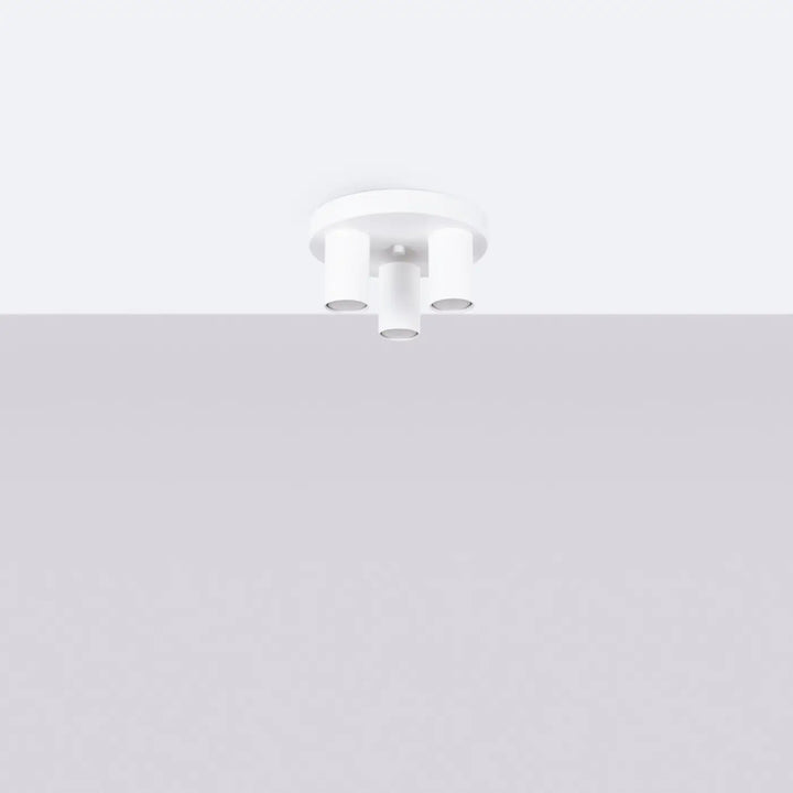 Luminaire Plafonnier blanc éteinte, vue rapprochée