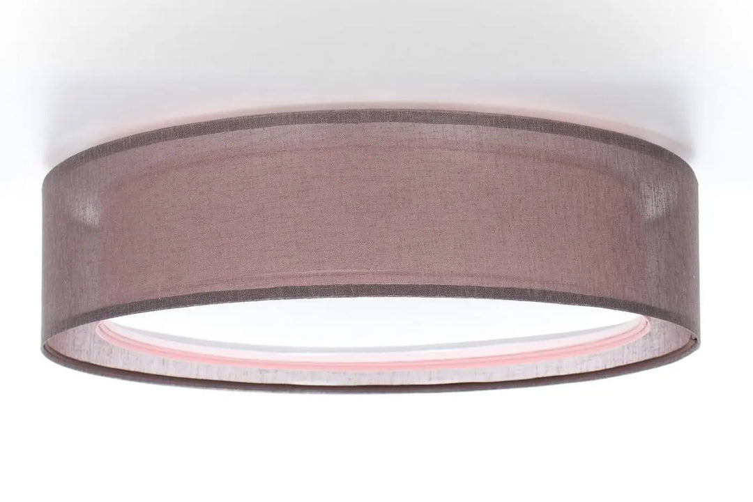 Luminaire plafonnier PURO violet avec abat-jour en tissu mauve rond et design plafonnier violet design subtil rose intérieur