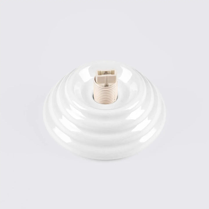 Plafonnier zori blanc avec douille en céramique blanche à rainures concentriques et base filetée beige pour belle décoration