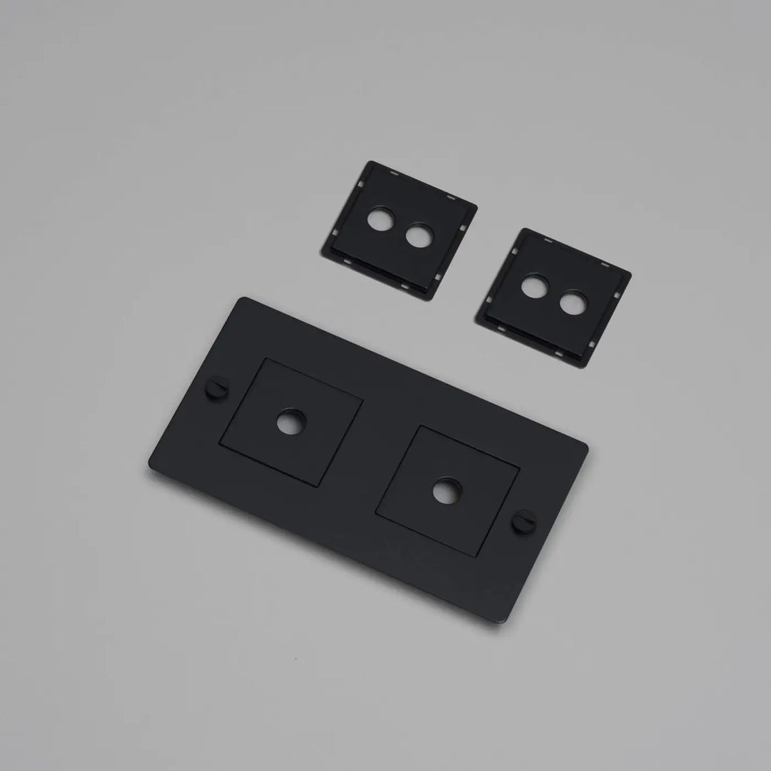Plaque de finition Wall Plate 2 postes horizontale avec inserts, finition noire #couleur_noir