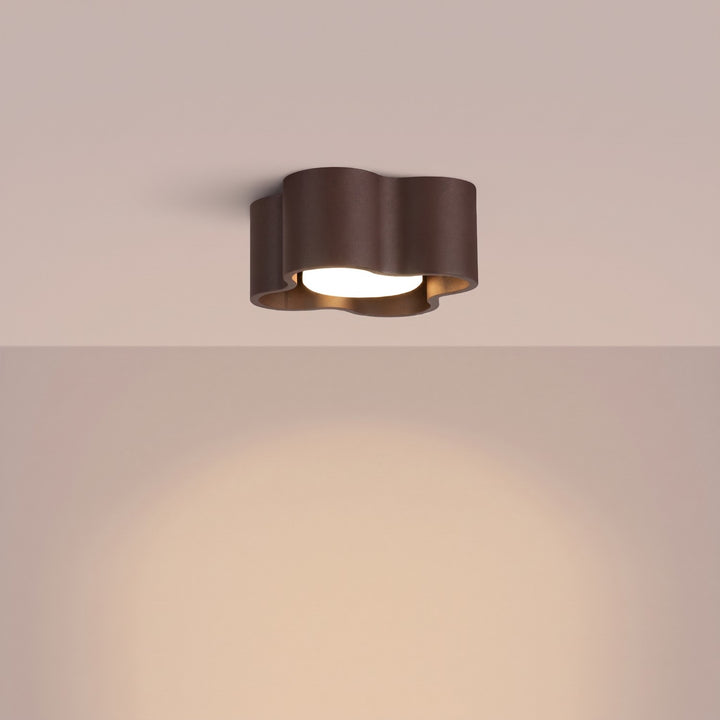 Plafonnier Ovio marron en aluminium, allumé