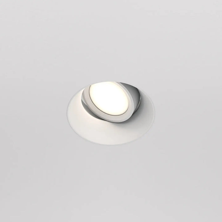 Spot encastrable dot moderne avec éclairage circulaire, bordure en chrome poli et diffuseur blanc doux