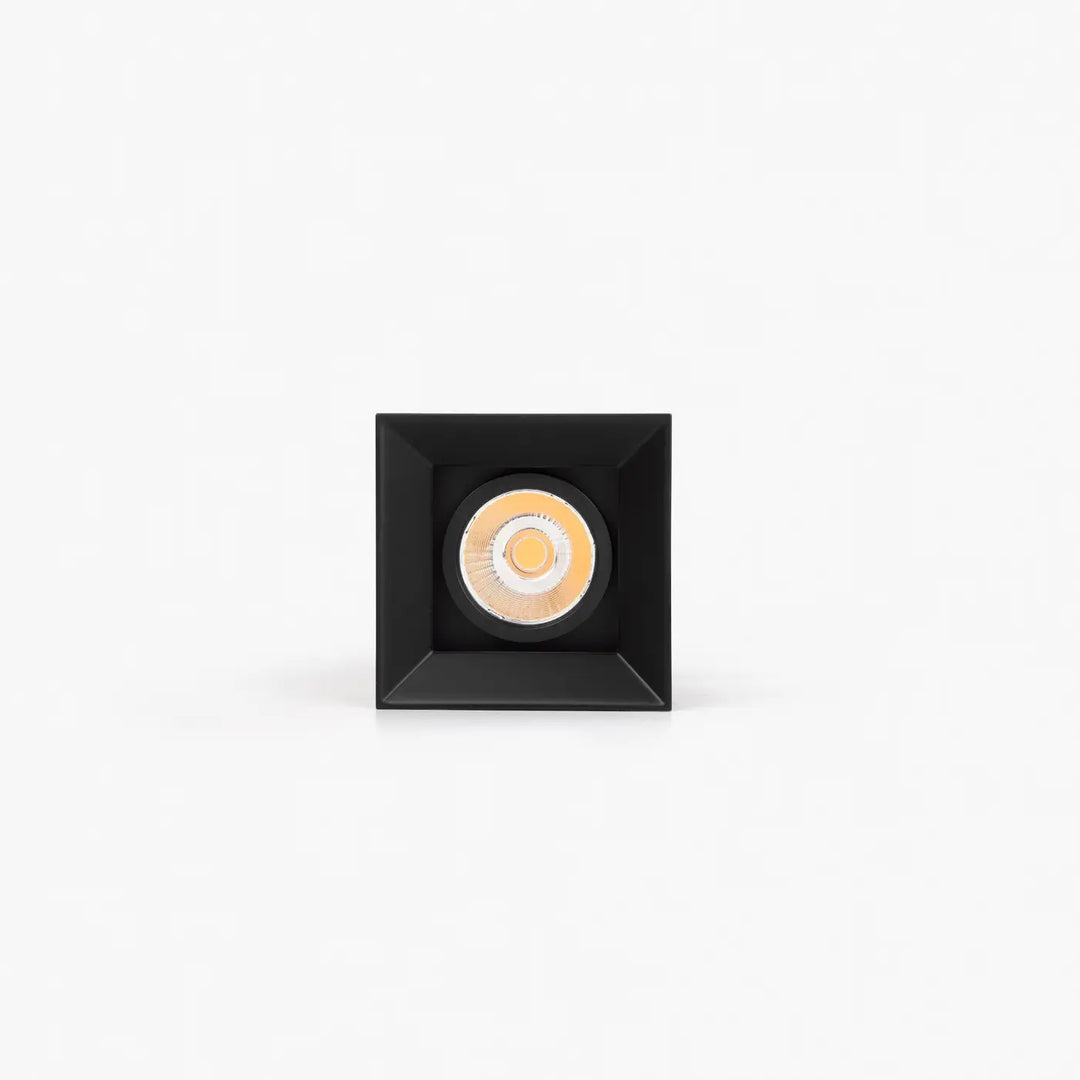 Module Podium fixe noir de Faro Barcelona