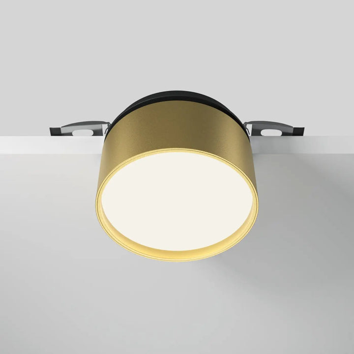 Spot onda led rétractable encastrable cylindrique finition or avec anneau noir et supports métalliques dim to warm