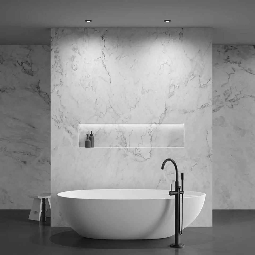 Baignoire blanche indépendante spot stark avec design moderne et surface lisse faible profondeur idéale spot encastré