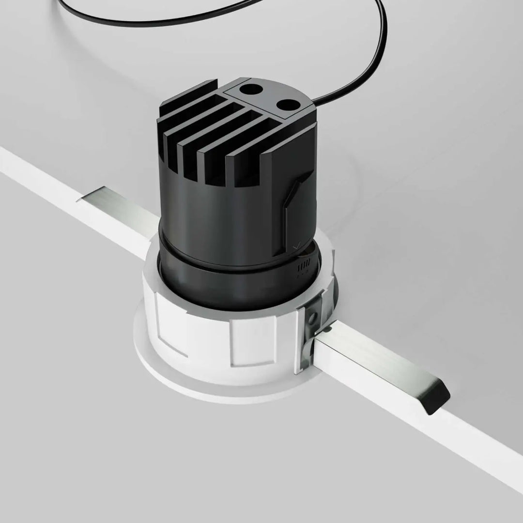 Spot led encastré noir et blanc avec dissipateur thermique nervuré conçu pour led intégrée orientable wise