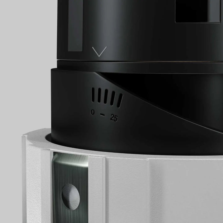 Spot wise orientable spot led encastré noir cylindrique en acier mat avec réglages gravés pour broyeur à café