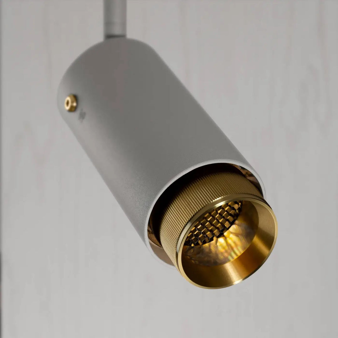 Spot orientable Exhaust à gravure alignée Pierre finition laiton, vue 2 #couleur_dor