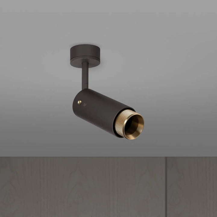 Spot orientable Exhaust à gravure quadrillée Graphite finition laiton, vue 4 #couleur_dor