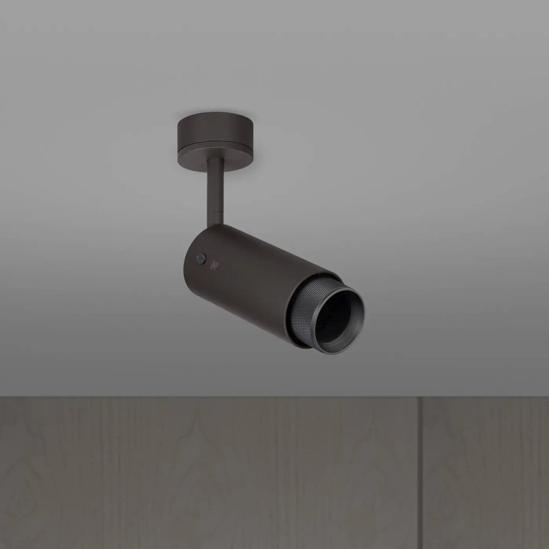 Spot orientable Exhaust à gravure quadrillée Graphite finition bronze fumé, vue 4 #couleur_gris