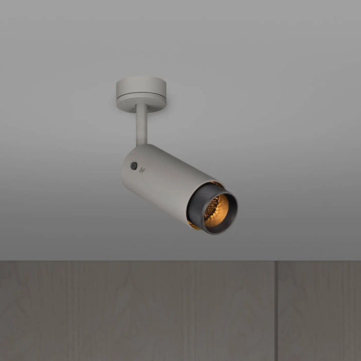 Spot orientable Exhaust à gravure quadrillée Pierre finition bronze fumé, vue 3 #couleur_gris
