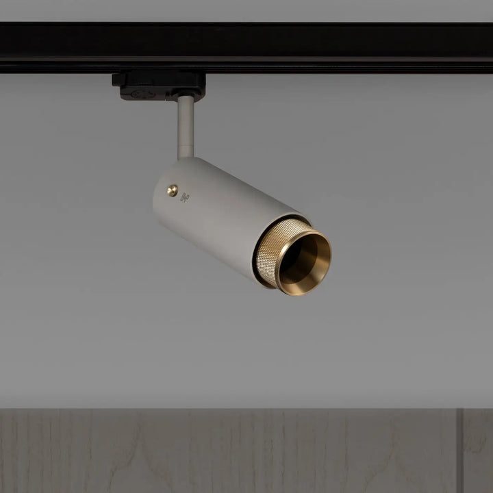 Spot sur rail Exhaust à gravure quadrillée Pierre, finition laiton, vue 2 #couleur_dor