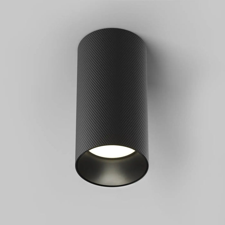 Spot artisan noir cylindrique en aluminium texturé avec culot gu10 pour installation en faux plafond moderne