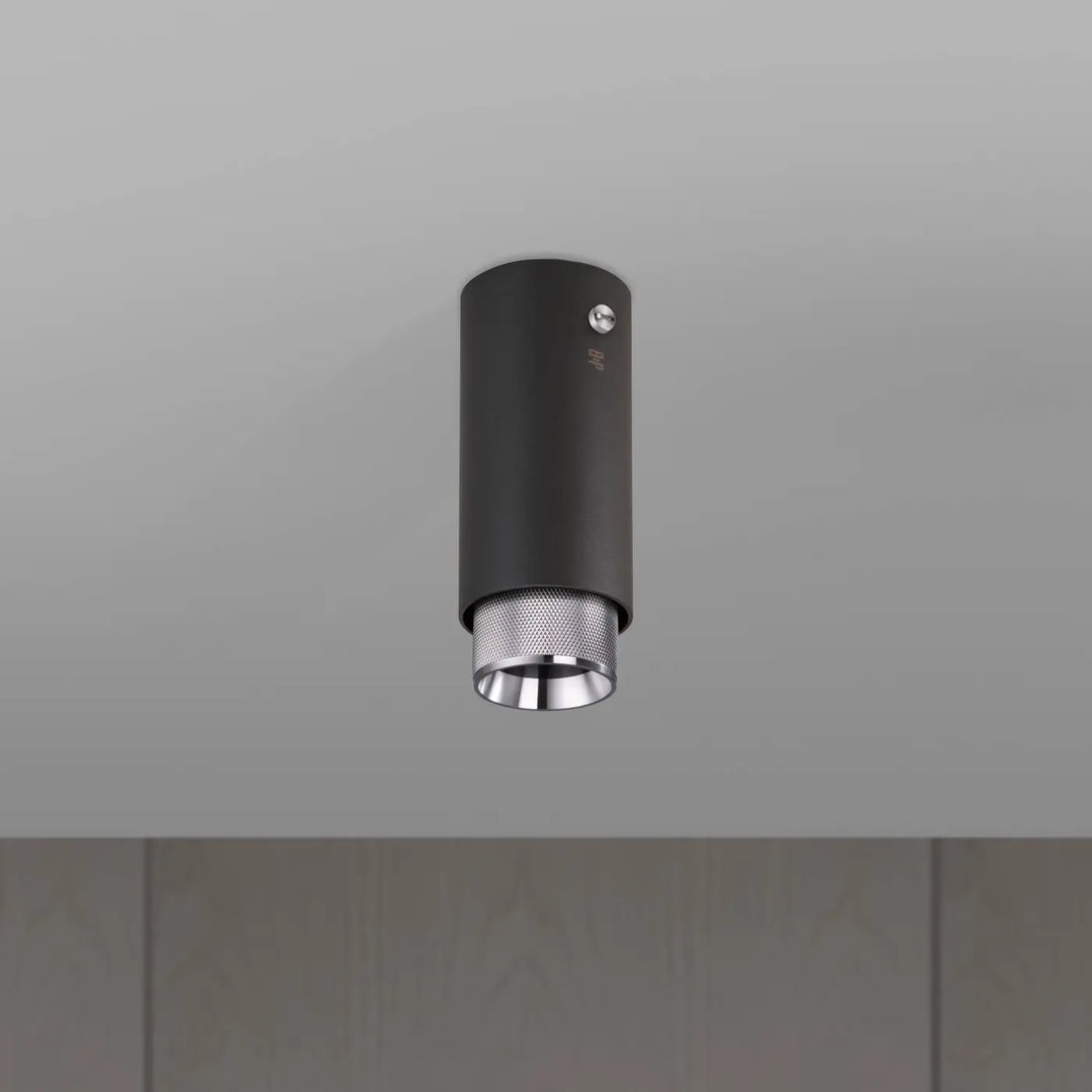 Spot en saillie Exhaust à gravure quadrillée Graphite, détails en acier, autre vue #couleur_argent