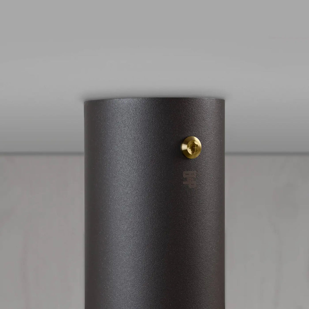 Spot en saillie Exhaust à gravure alignée Graphite, détails en acier brûlé, troisième vue #couleur_multicolore