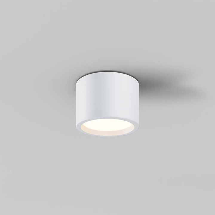 Spot hydra led blanc cylindre encastré avec indice ip44 offrant une lumière douce et un design minimaliste