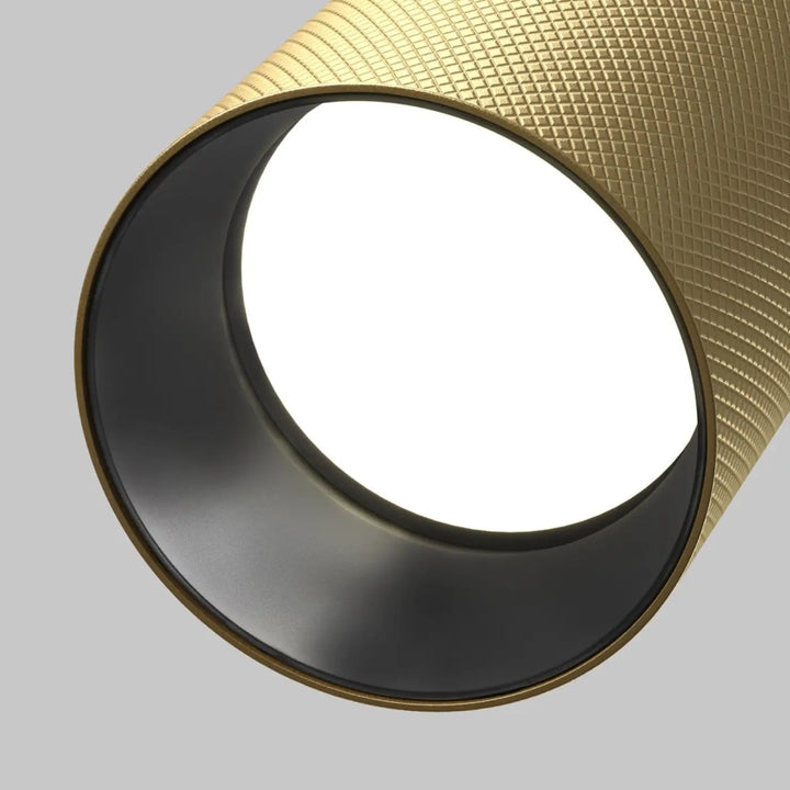 Spot semi-encastré artisan en aluminium texturé doré avec finition diamant noir intérieur pour éclairage design