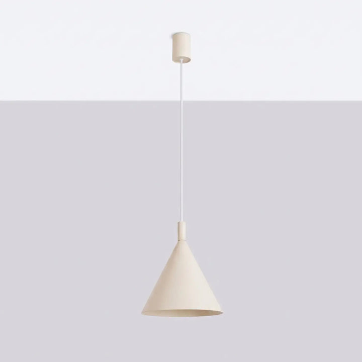 Suspension Luminaire beige éteinte, vue rapprochée