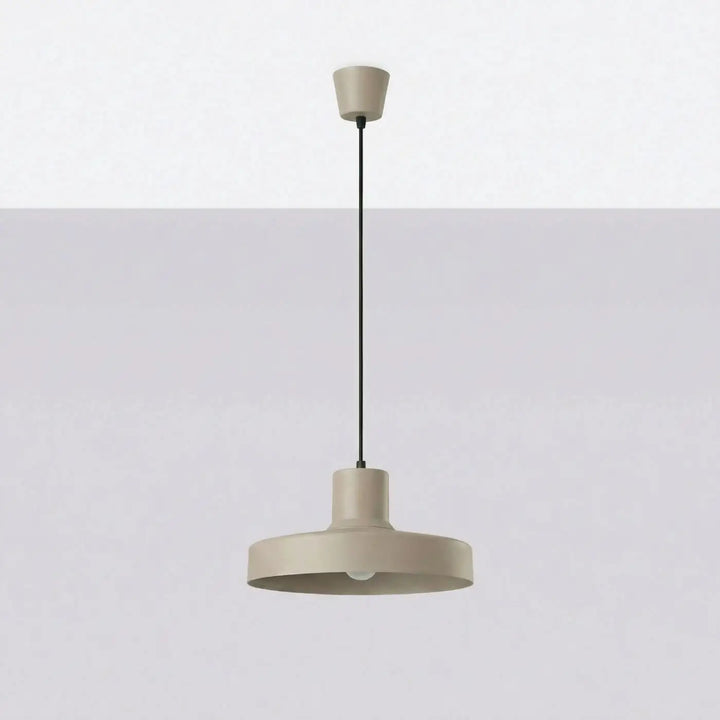 Suspension Luminaire taupe éteinte, vue rapprochée