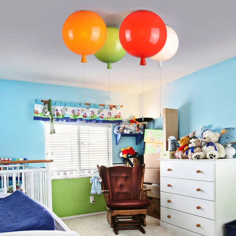 Suspension Ballon Coloré Design Ludique Idéal Chambre Enfant Moderne