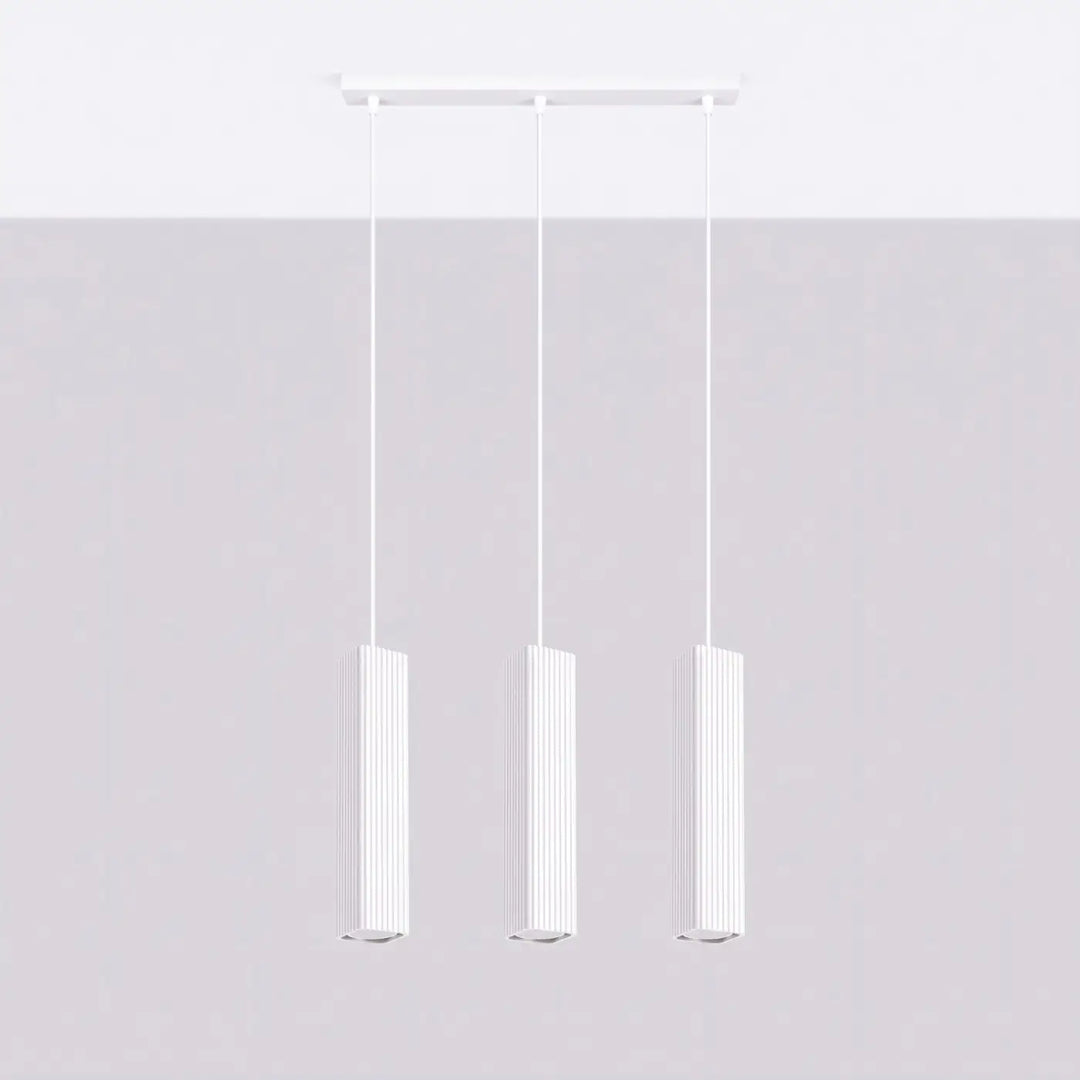 Suspension Rayo blanche en ligne à 3 tubes cannelés, éteinte