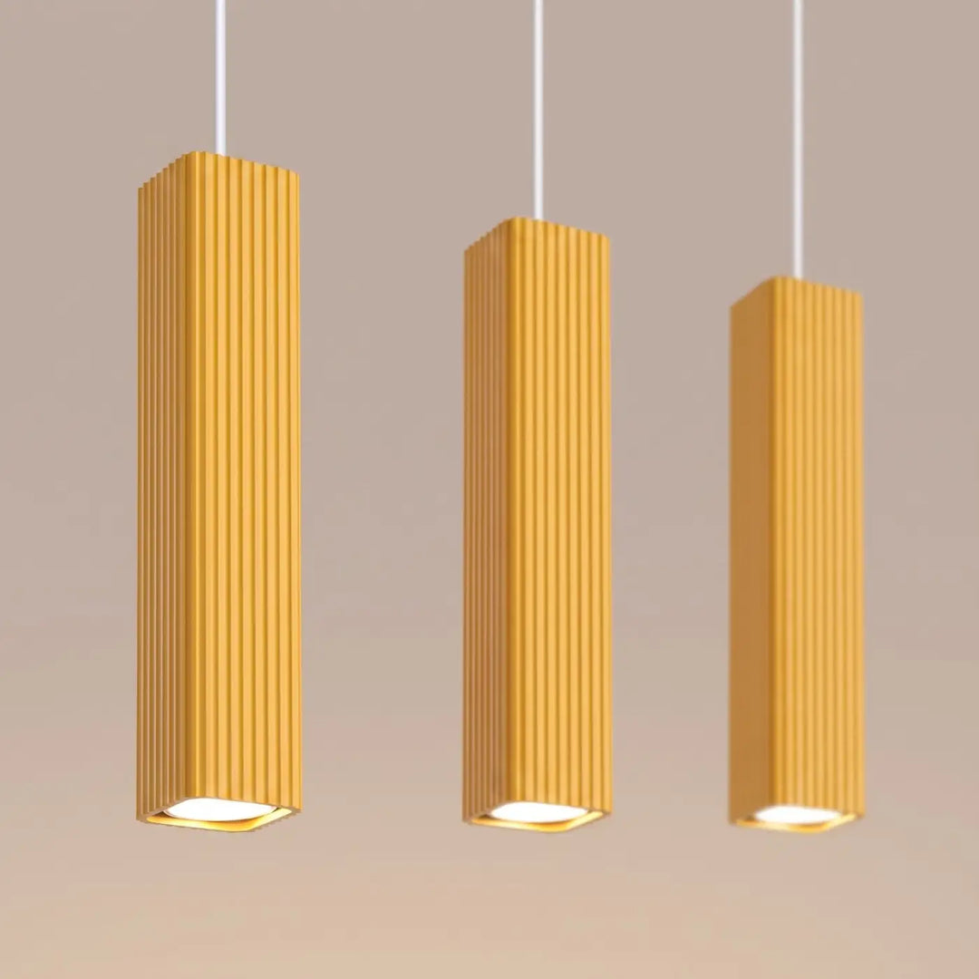 Suspension Rayo jaune en ligne à 3 tubes cannelés, détail des cannelures