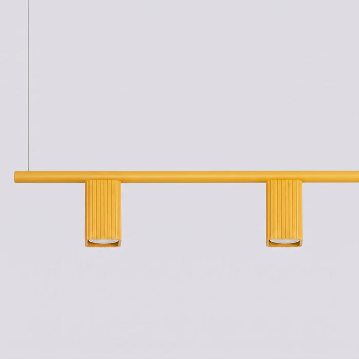 Suspension Rayo jaune en aluminium, détail des cannelures