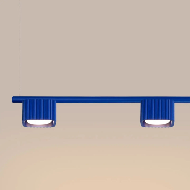 Suspension Riff outremer en aluminium, détail des cannelures