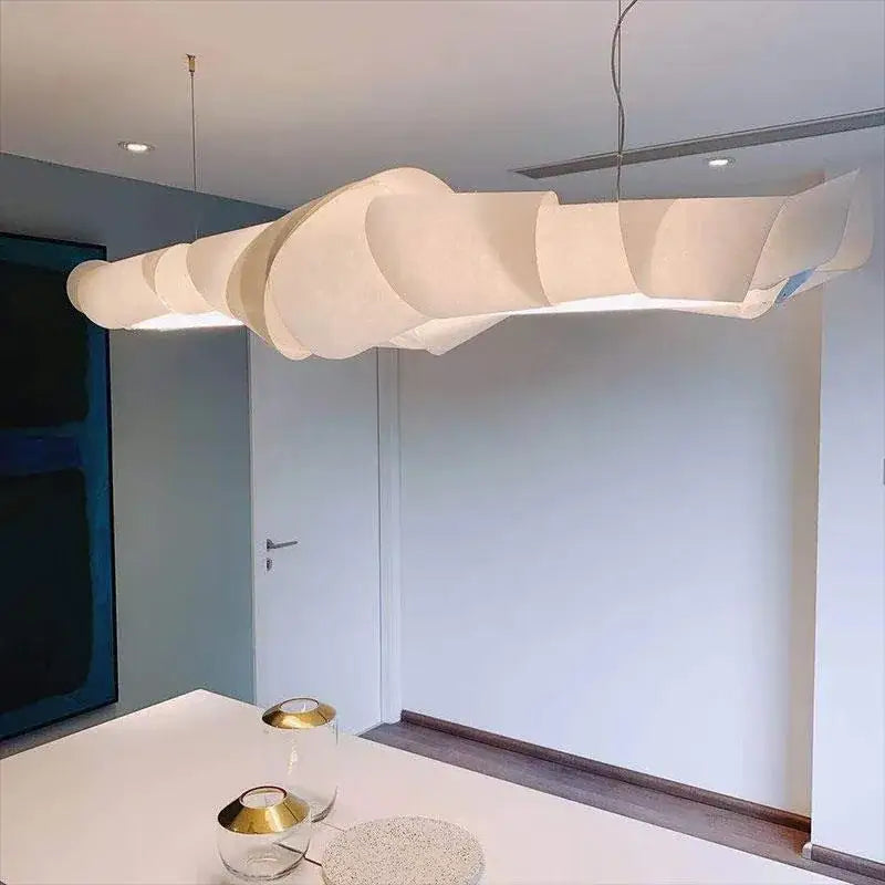 Suspension blanche forme organique sculpturale design moderne

