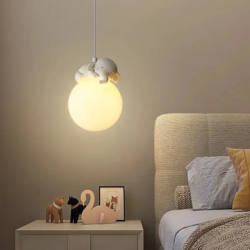 Suspension boules LED avec animaux polaires pour chambre enfant
