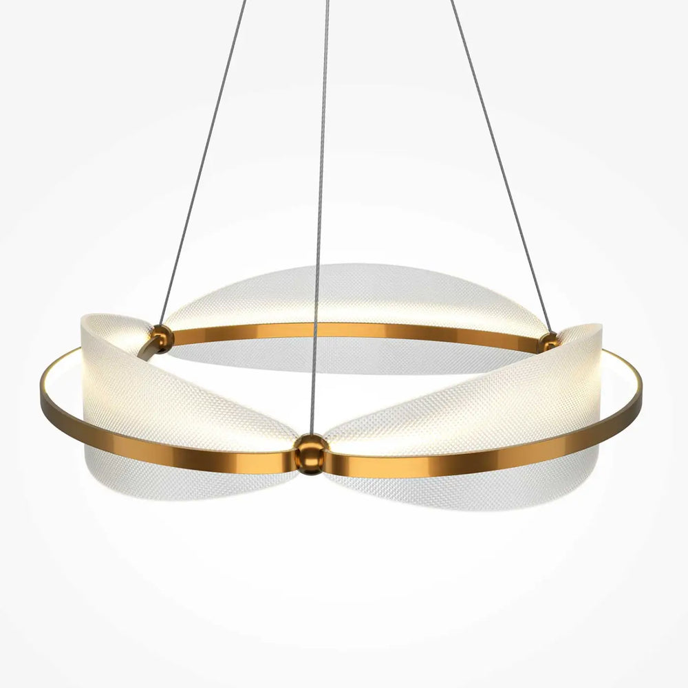 Suspension luminaire breeze anneau en métal doré au-dessus d’une table avec panneaux en acrylique texturé moderne