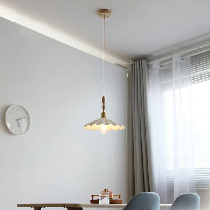 Suspension Céramique Blanche Forme Ondulée Design Vintage Chic