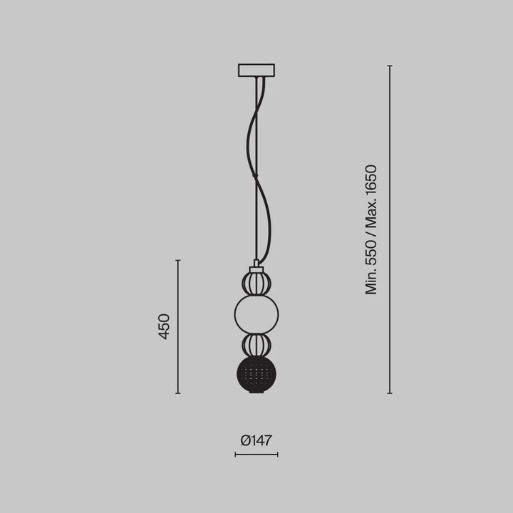 Suspension collar en métal doré avec globe segmenté noir offrant une lumière à 360° élégante et moderne