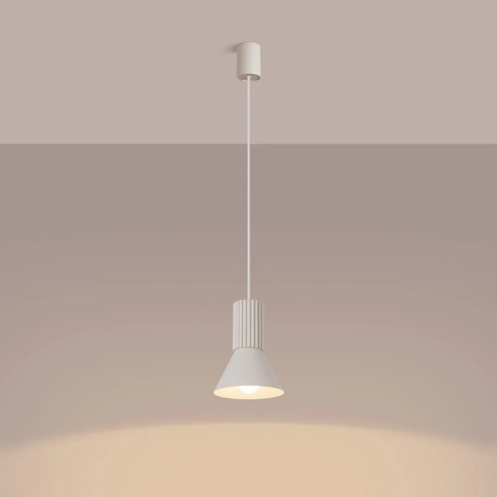 Suspension beige allumée