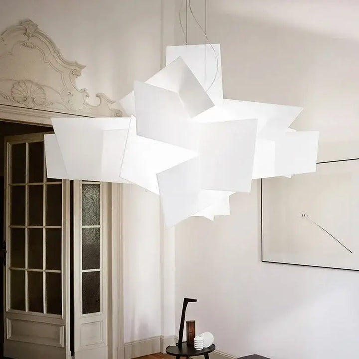 Suspension design art abstrait blanc géométrique

