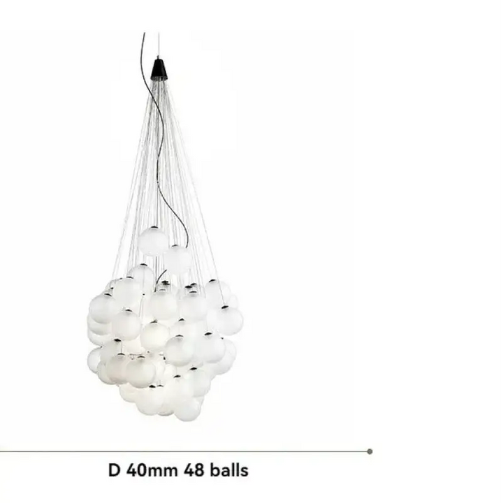 Suspension contemporaine en globes de verre blanc gris