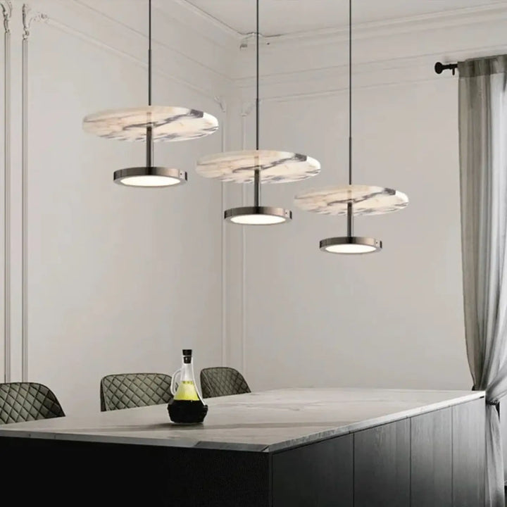 Suspension Design Marbre Moderne Avec Disque Veiné Et Anneau Led
