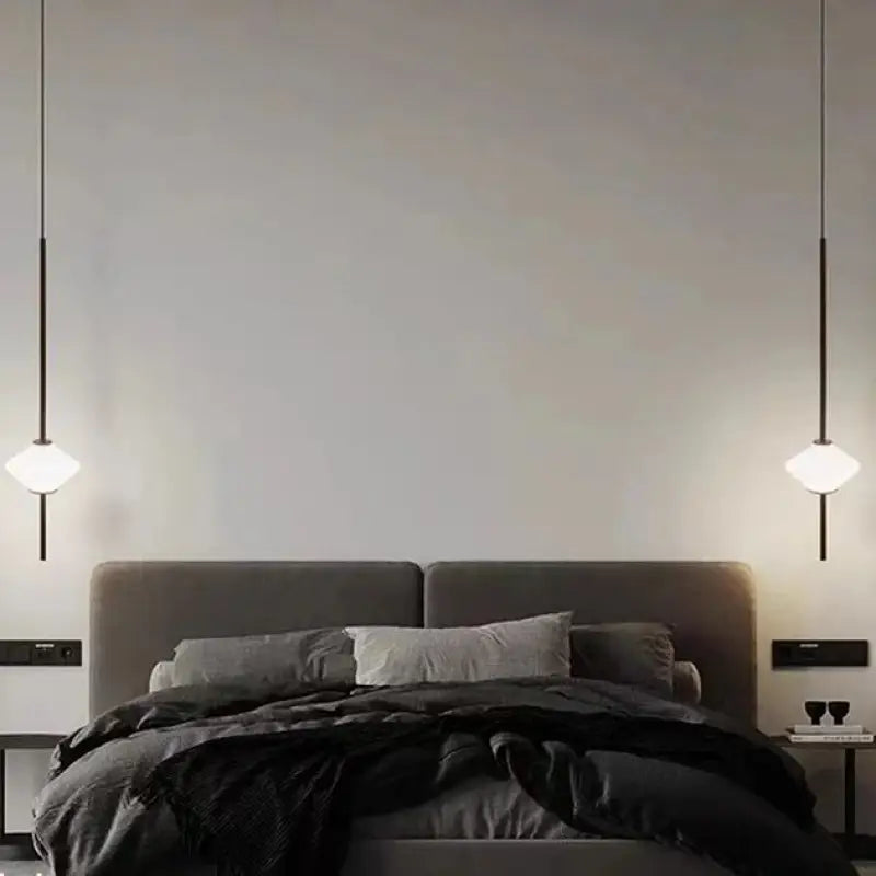 Suspension Design Minimaliste Blanche Avec Câble Élégance