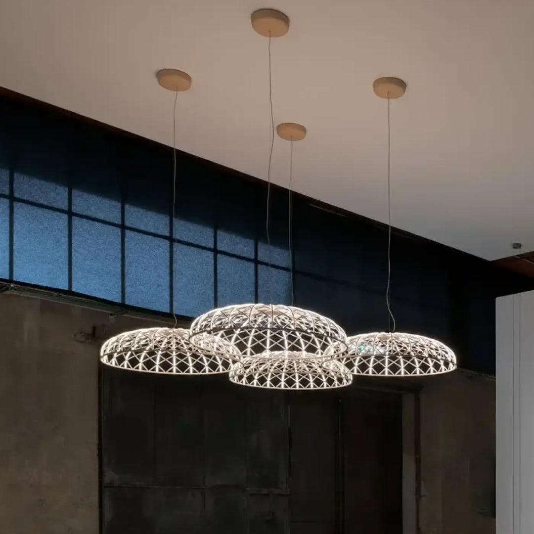 Suspension design moderne dôme tressé multicolore élégante