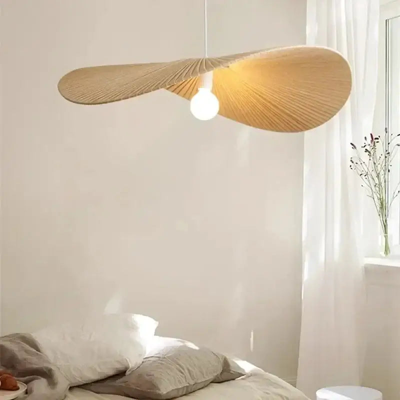 Suspension Design Naturel En Tissu Forme Aile Élégante