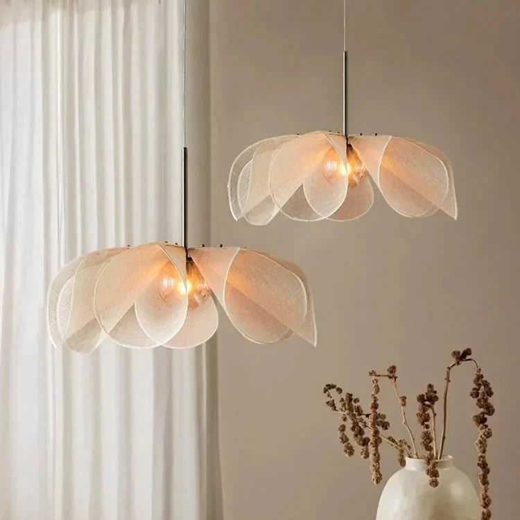 Suspension Design Pétales Tissu Beige Style Naturel Chic

